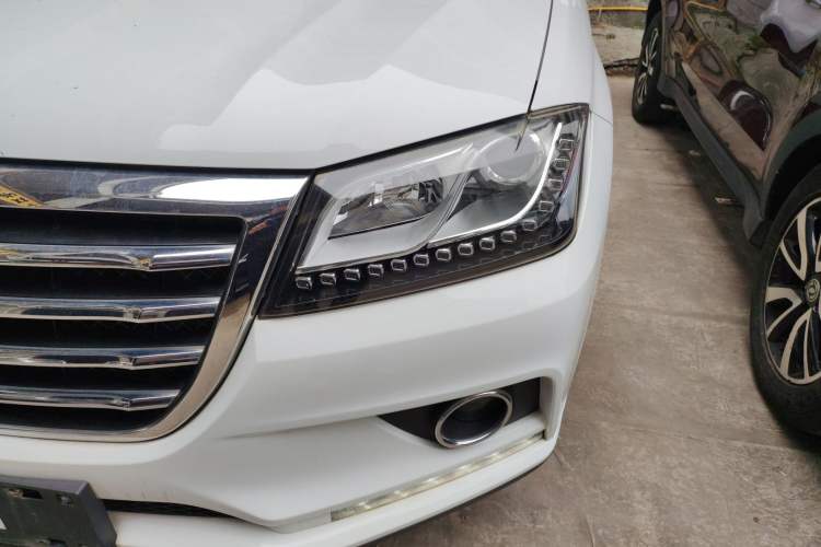 Used Haval H2 2014 1.5T Manual Two-Wheel Drive Elite Edition
