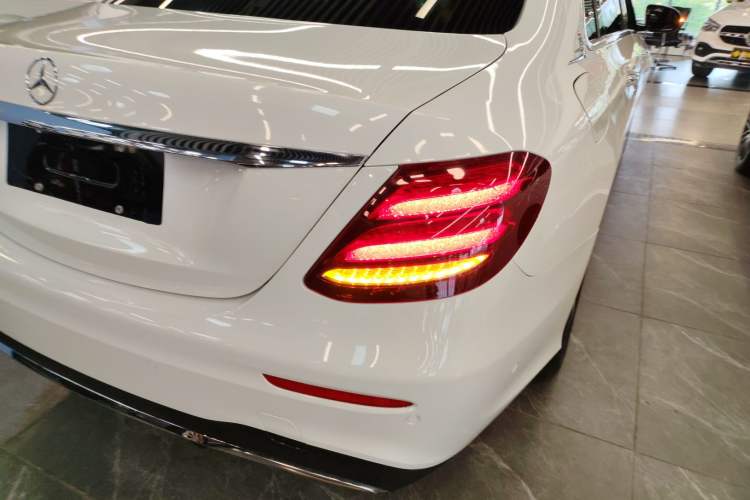 Used Mercedes-Benz E-Class 2017 E 300 L Sporty and Stylish Model