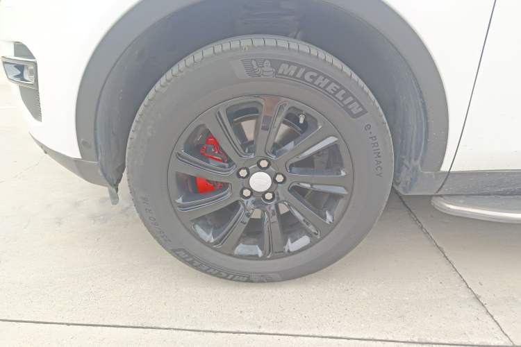 Used Land Rover Discovery Sport 2018 240 PS SE Version