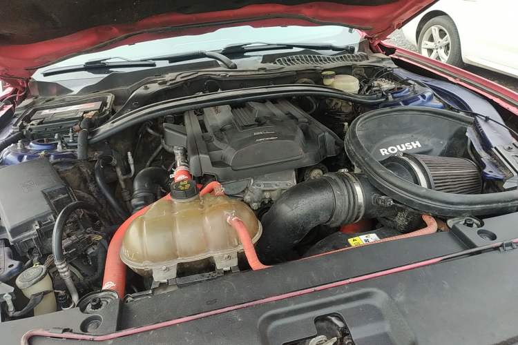 Used Ford Mustang 2015 2.3T Automatic U.S.-Spec Version
