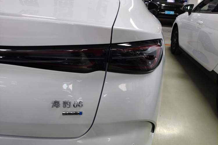 Used BYD Seal 06 New Energy 2025 DM-i Smart Drive 80KM Luxury Model
