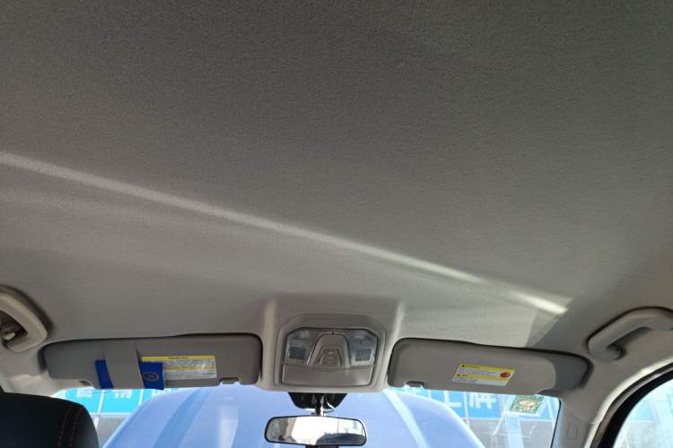 Used SAIC MAXUS T60 2017 2.0T Gasoline Automatic 4x4 High-Ride Elite Standard Cabin
