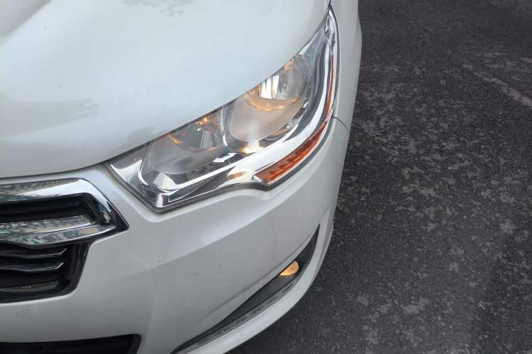 Used Citroen C4L 2014 1.6THP Intelligent Drive Automatic Dynamic Model
