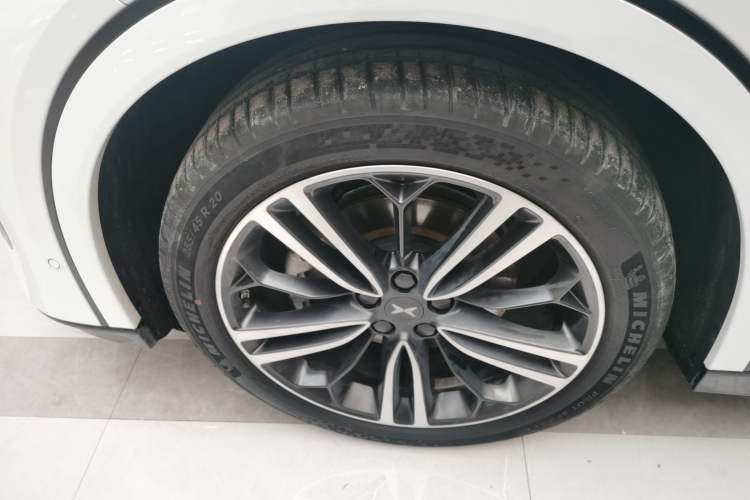 Used XPeng G6 2023 700 Four-Wheel Drive Performance Max
