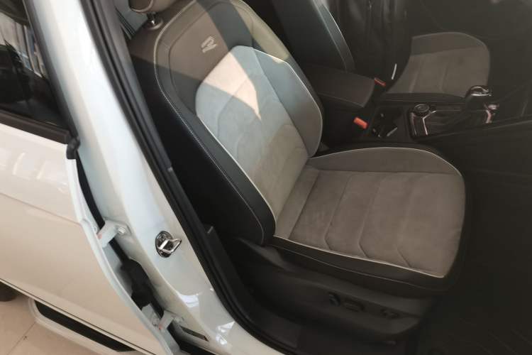 Used Volkswagen Tayron 2022 380TSI Four-Wheel Drive R-Line Connected Version
