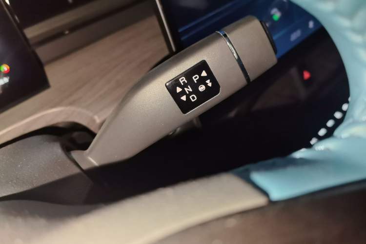 Used JETOUR Shanhai Shanhai L6 2024 1.5TD DHT MAX
