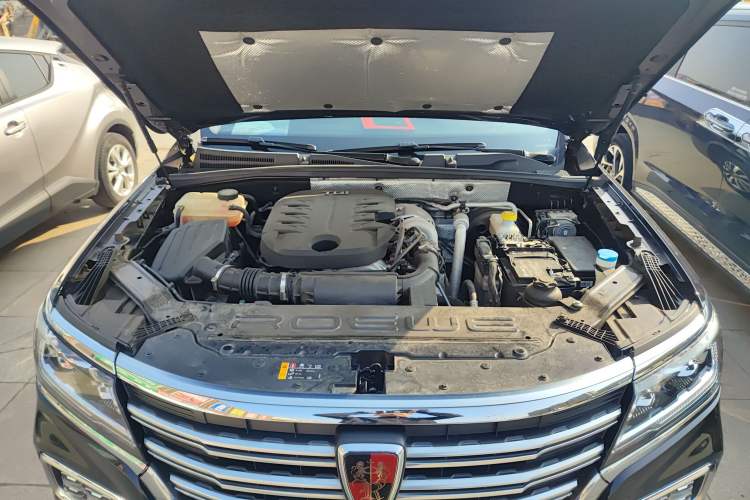 Used Roewe RX8 2019 30T Smart Connectivity Two-Wheel Drive Supreme Flagship Edition
