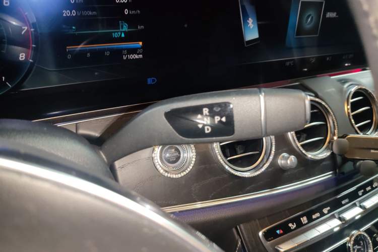 Used Mercedes-Benz E-Class 2018 Facelift E 200 L Sport Edition