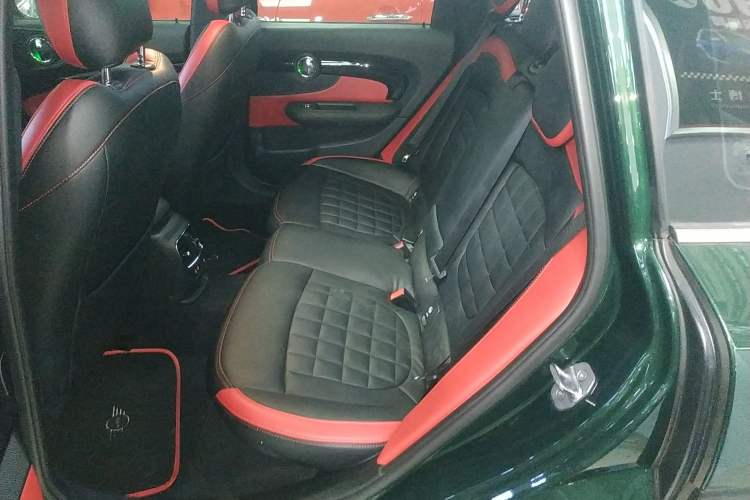 Used  Clubman 2018 1.5T COOPER Racing Driver