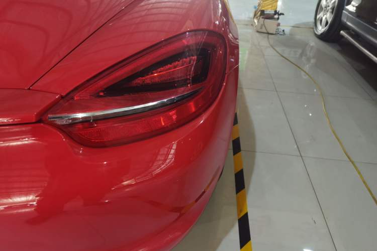 Used Porsche Boxster 2013 Boxster 2.7L
