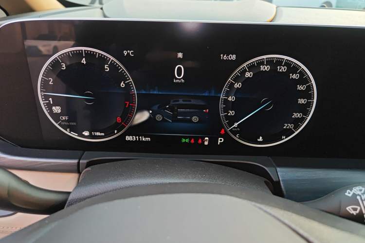 Used Buick GL8 2021 ES Landtrek 653T Luxury Model
