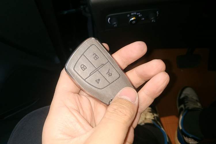 Used Buick Envision 2022 Encore Plus 652T Five-Seat Luxury Model
