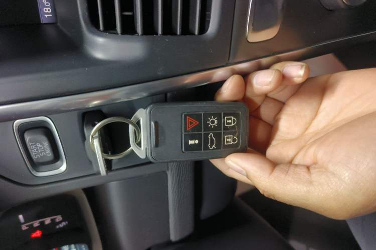 Used Volvo XC60 2014 T6 Zhiyi Edition
