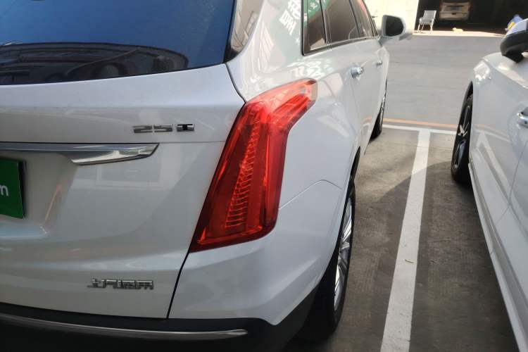 Used Cadillac XT5 2016 25T Tech Edition
