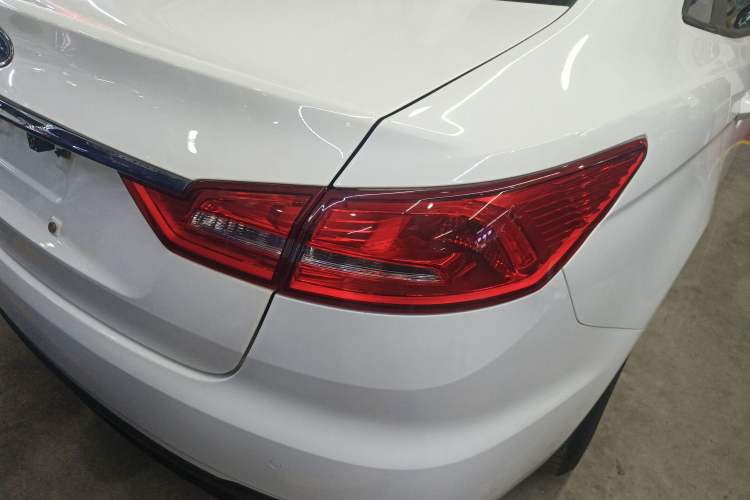 Used Ford Escort 2019 1.5L Manual ZhiXiang Version
