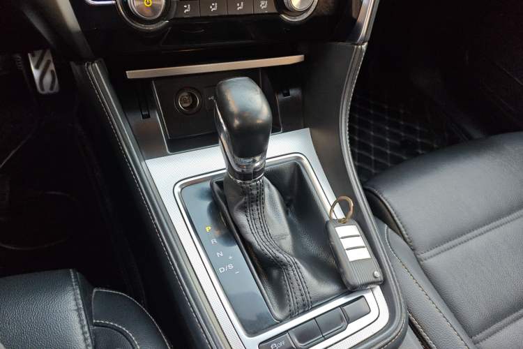 Used MG 6 2017 20T Automatic Luxury Smart Connect Version China V Standard
