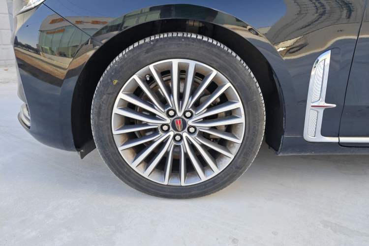 Used Hongqi H9 2023 2.0T Smart Connect Flagship Edition
