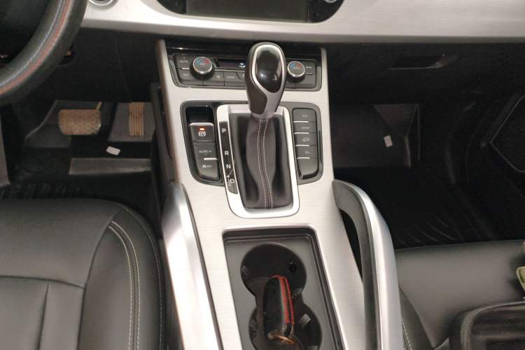 Used Geely Auto Emgrand X7 Sport 2016 1.8TD Automatic Smart Connectivity Version