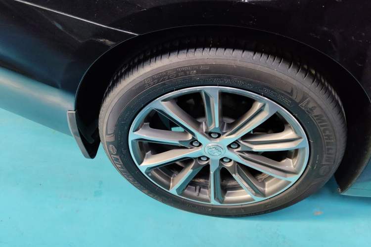 Used Buick LaCrosse 2021 652T Luxury Model
