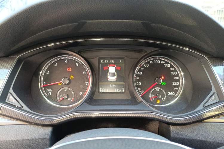 Used Volkswagen Passat 2017 330TSI DSG Luxury Edition
