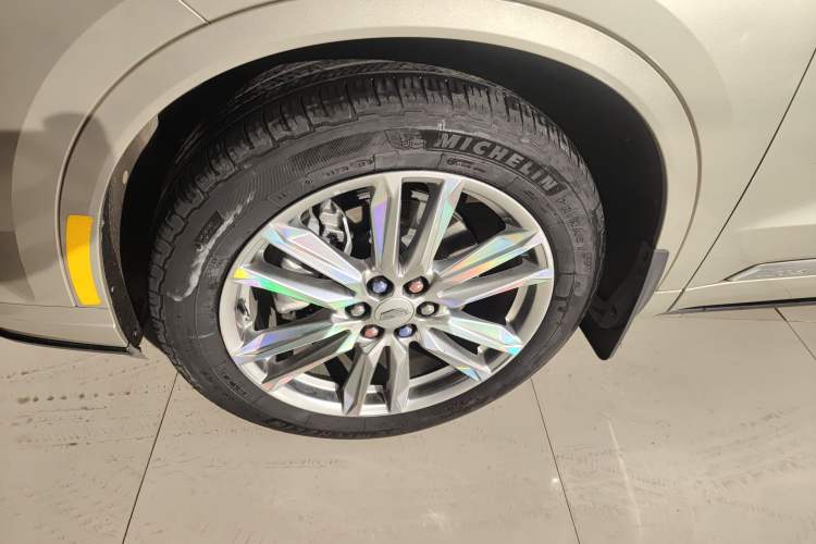 Used Cadillac XT6 2022 2.0T 7-Seater Four-Wheel Drive Luxury Version