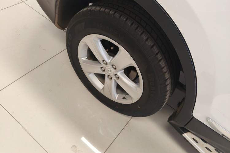 Used Toyota RAV4 2013 2.0L CVT Four-Wheel Drive New Edition
