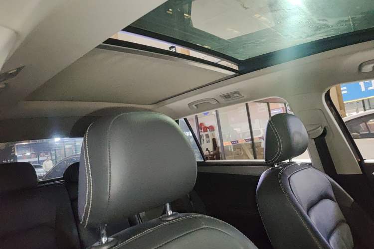 Used Volkswagen Tiguan L 2018 Facelift 330TSI Automatic Two-Wheel Drive Luxury Edition
