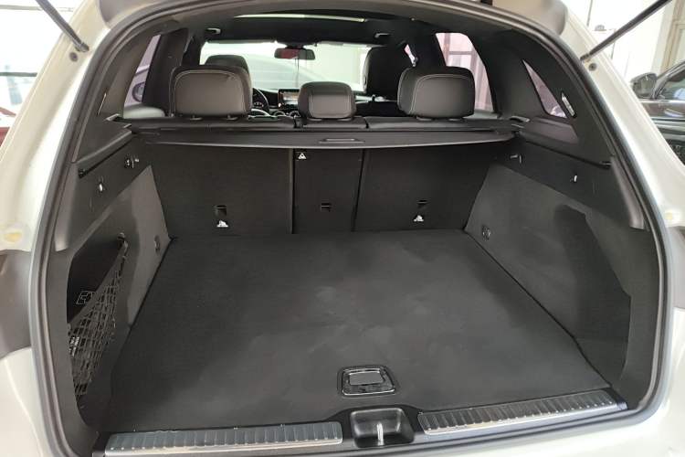 Used Mercedes-Benz GLC 2017 GLC 260 4MATIC Dynamic Edition
