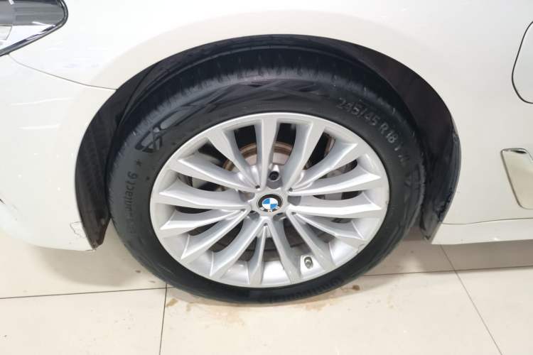 Used BMW 5 Series New Energy 2020 Mileage Upgrade Version 530Le Pioneer Edition
