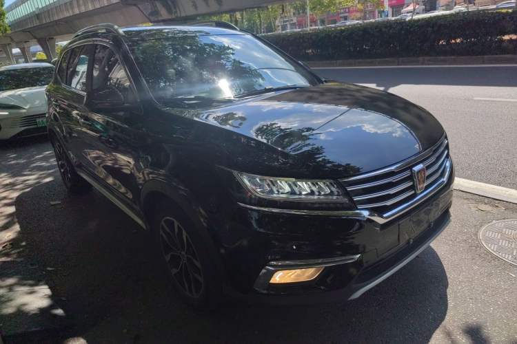 Used Roewe RX5 2017 20T Two-Wheel Drive Automatic Internet Elite Edition
