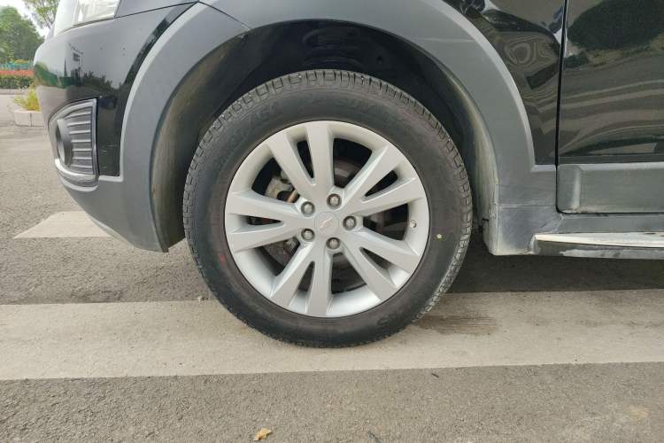 Used Chevrolet Captiva 2017 2.4L 4x4 Flagship Edition 7-Seater