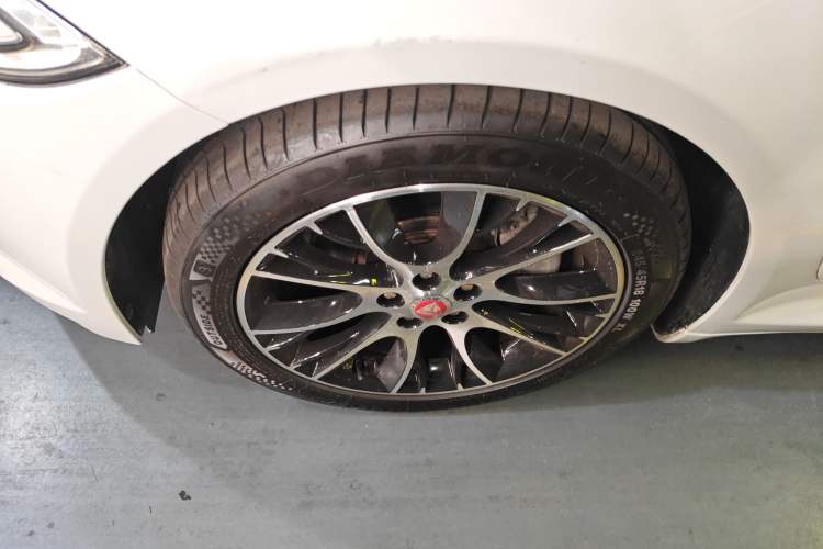 Used Jaguar XF 2015 XF 2.0T Luxury Edition