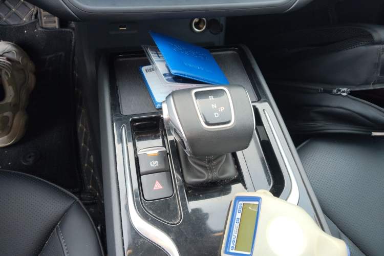 Used Hongqi E-QM5 2022 431 km Charge & Enjoy Edition