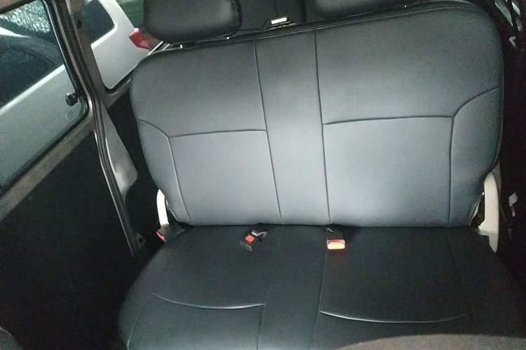 Used FORTHING Lingzhi 2023 M5L 1.6L Base Model 7 Seats