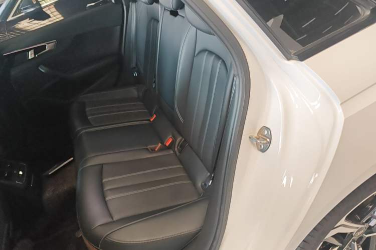 Used Audi A4L 2024 40 TFSI Luxury Dynamic Edition