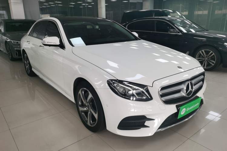 Used Mercedes-Benz E-Class 2019 E 300 L Sporty and Stylish Model
