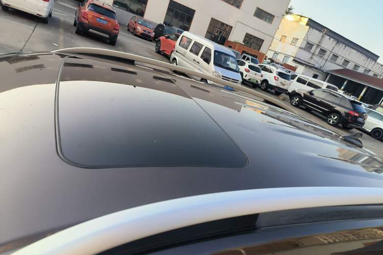 Used Haval H2 2016 Red-Label 1.5T Manual Two-Wheel Drive Luxury Model
