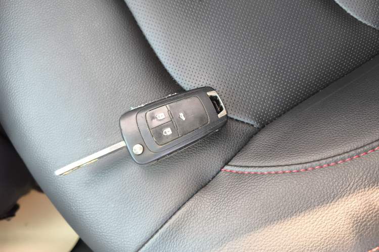 Used Chevrolet Monza 2020 Light Hybrid RS 330T Automatic Comfort Edition