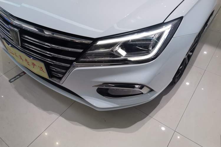 Used Roewe i5 2020 1.5L Automatic 4G Connect Luxury Flagship Edition
