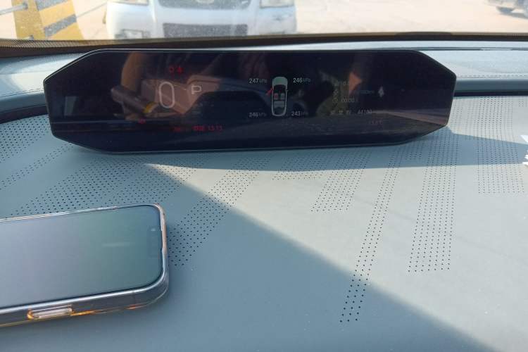 Used  GT 2023 560 Rear-Drive Tech Edition