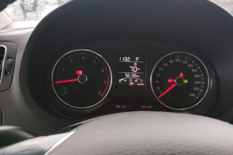 Used Volkswagen Polo 2016 1.6L Automatic Comfort Model
