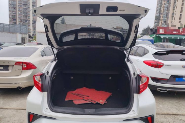 Used Toyota IZOA 2021 2.0L Yixing Version
