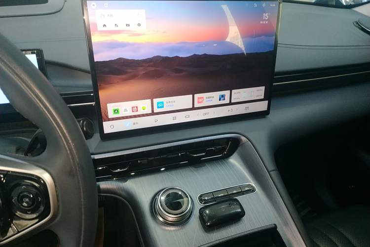 Used  E5 2024 530km Starship Edition
