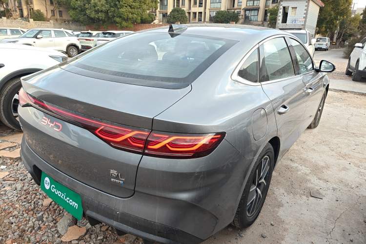 Used BYD Qin L 2025 DM-i Smart Drive 120KM Superior Model
