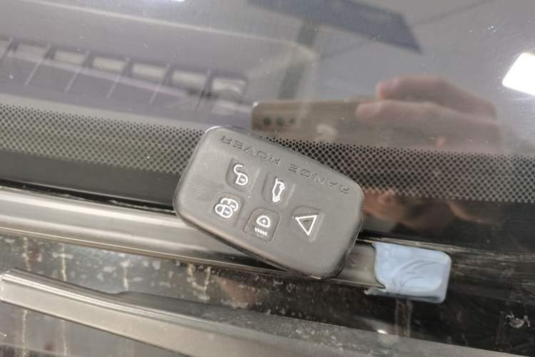 Used Land Rover Range Rover Evoque 2016 2.0T SE Smart Glow Edition
