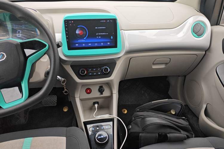 Used JMEV Xiao Qilin 2023 Joyful Edition 201km Comfort Model
