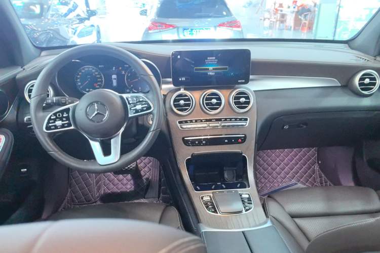 Used Mercedes-Benz GLC 2020 Facelift GLC 260 L 4MATIC Luxury Edition