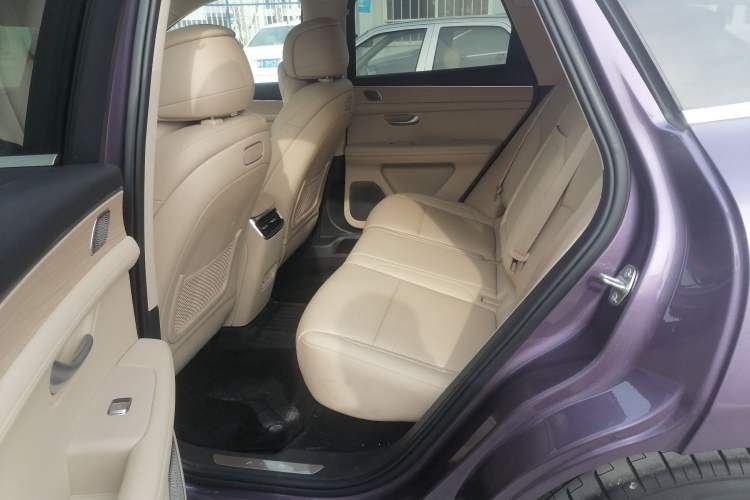 Used Hima AITO M5 2025 Extended-Range Ultra All-Wheel-Drive Version
