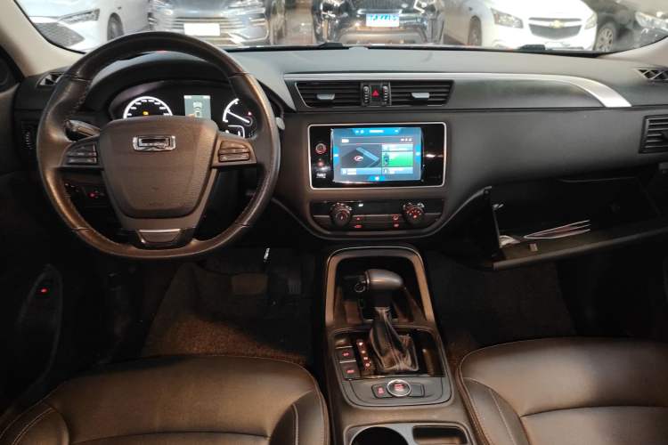 Used Qoros 5 2018 Revised Version 1.6T Automatic Leading Edition