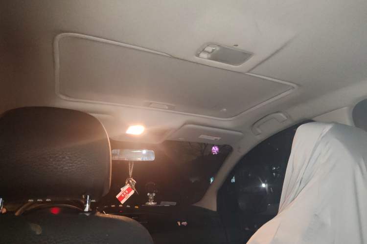 Used Nissan Tiida 2014 1.6L CVT Smart Model